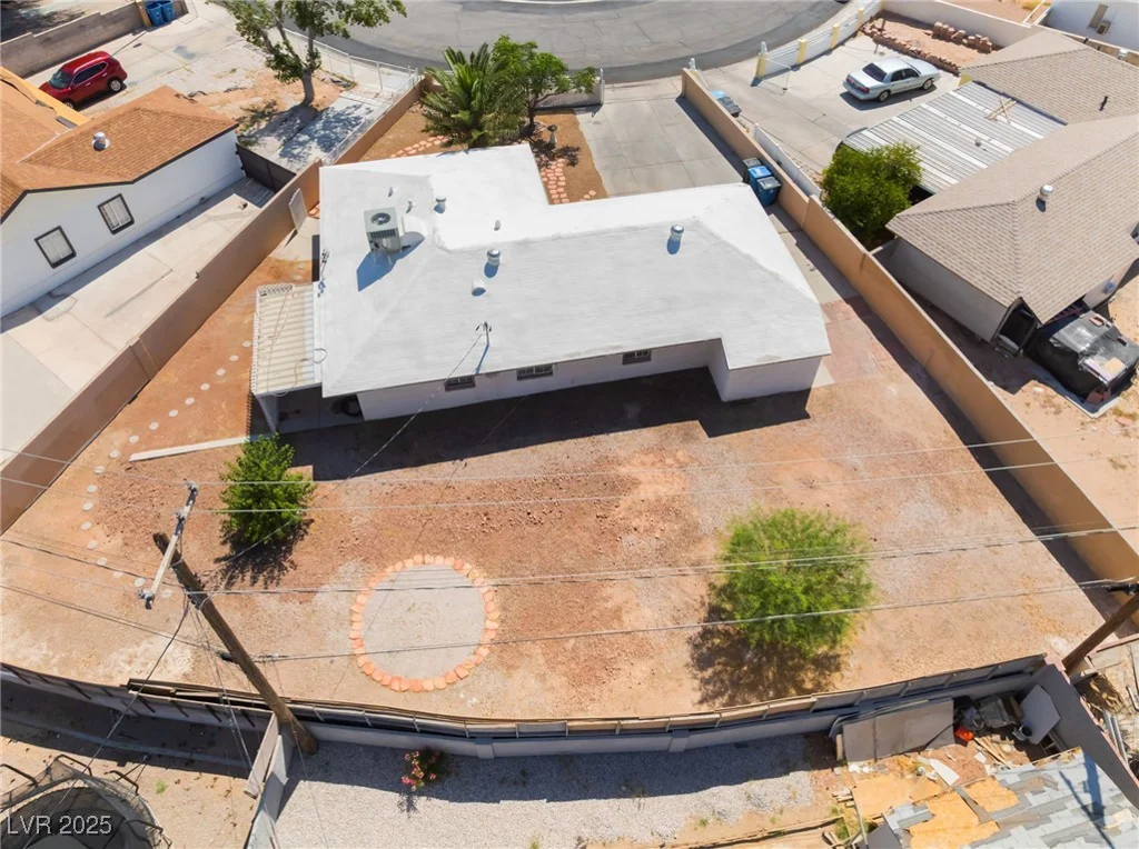 829 Dover, Las Vegas, NV 89107