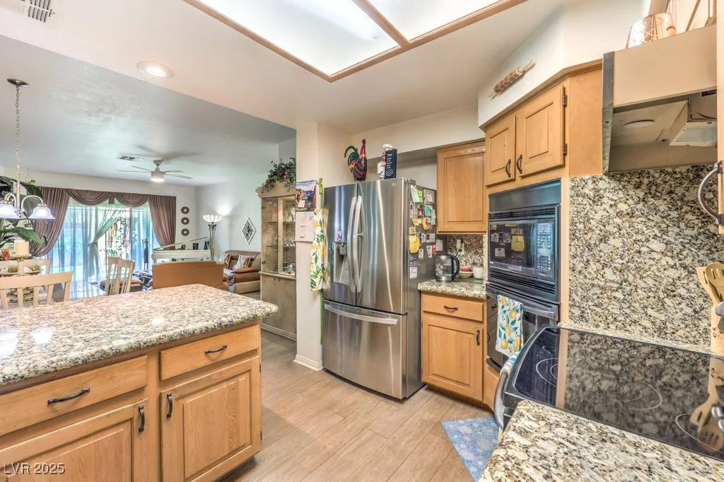 460 Strawflower, Las Vegas, NV 89107