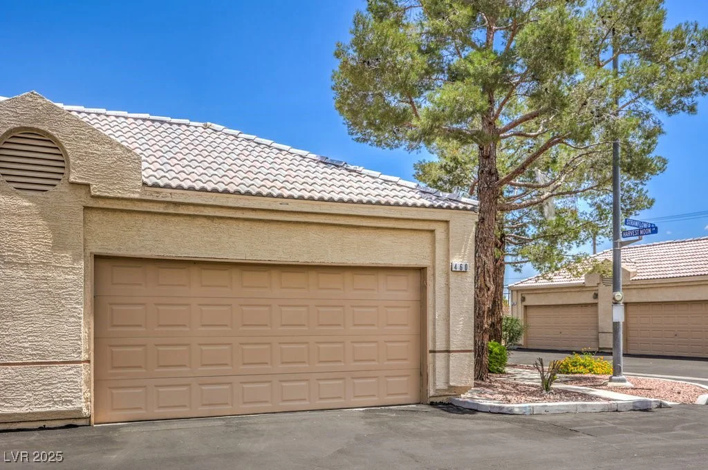 460 Strawflower, Las Vegas, NV 89107