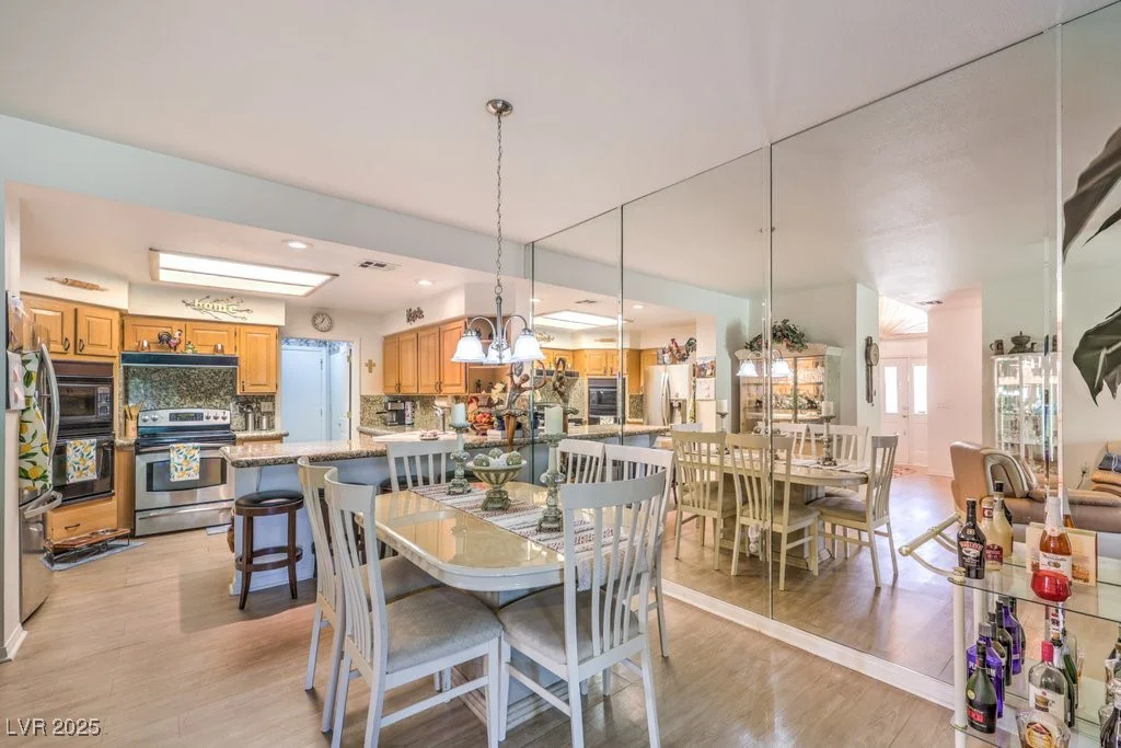 460 Strawflower, Las Vegas, NV 89107