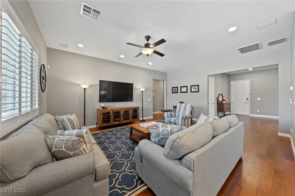6192 Lautman Ridge, Las Vegas, NV 89141