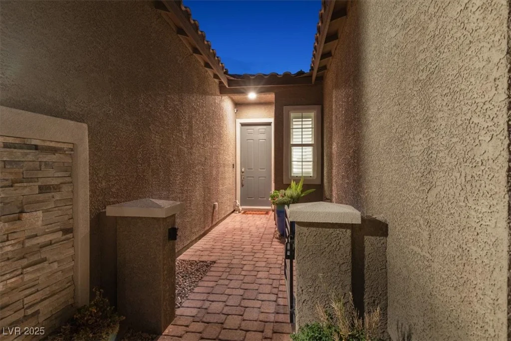 6192 Lautman Ridge, Las Vegas, NV 89141