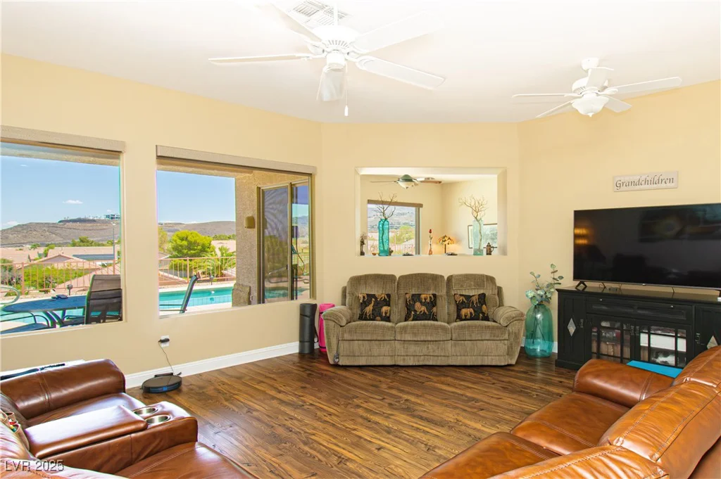 2106 King Mesa, Henderson, NV 89012