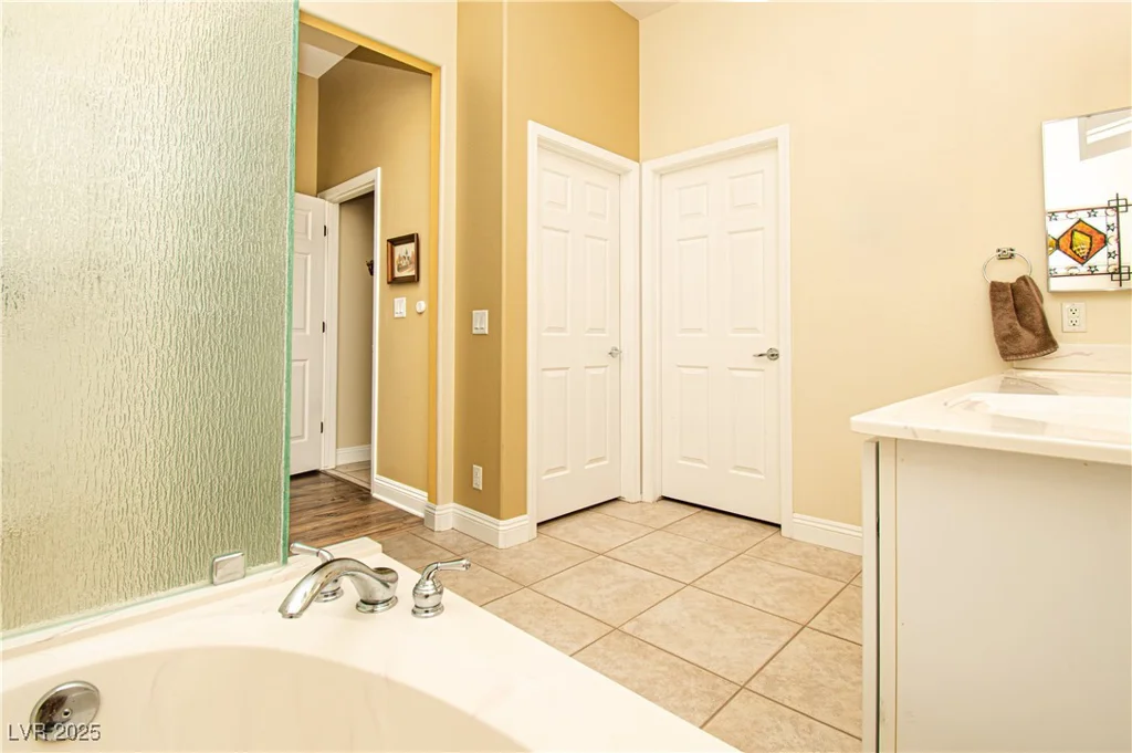2106 King Mesa, Henderson, NV 89012