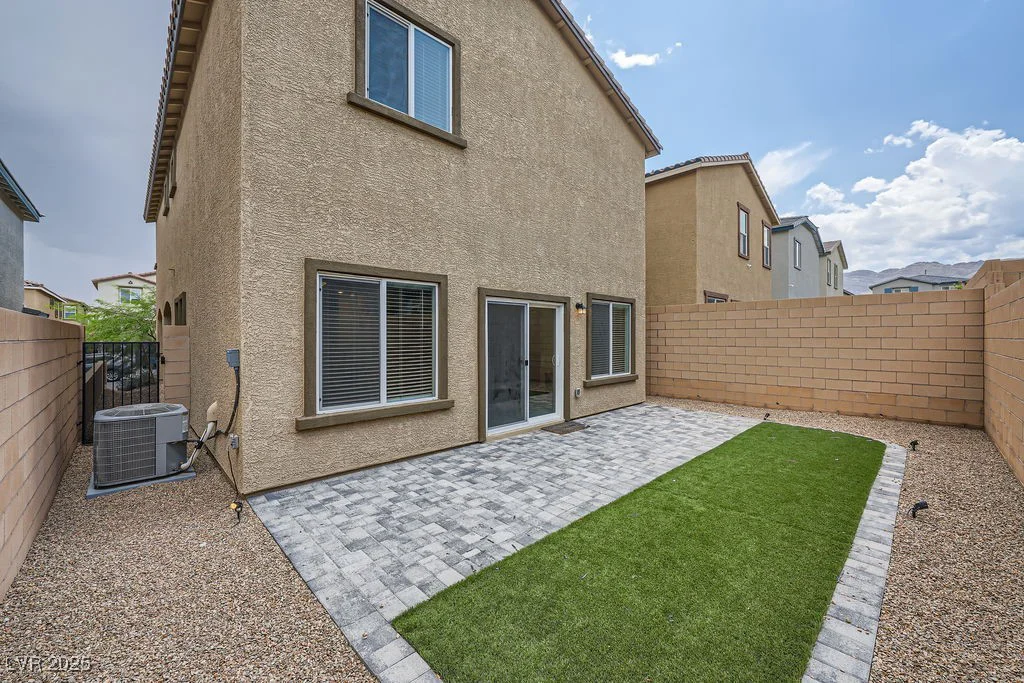 10974 Cheshire Woods, Las Vegas, NV 89166