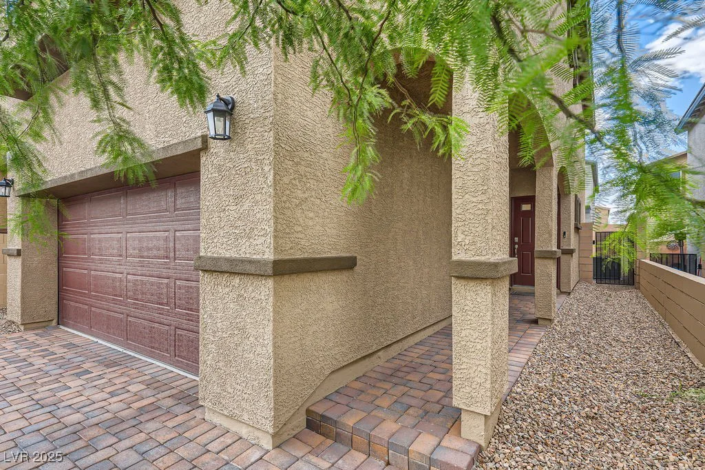 10974 Cheshire Woods, Las Vegas, NV 89166
