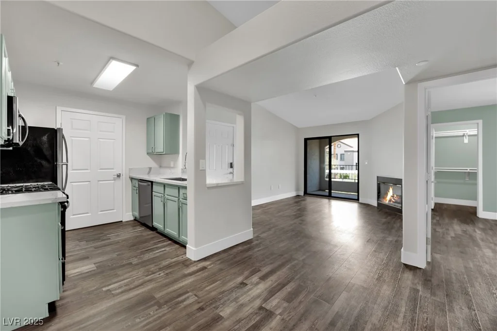 950 Seven Hills, Henderson, NV 89052