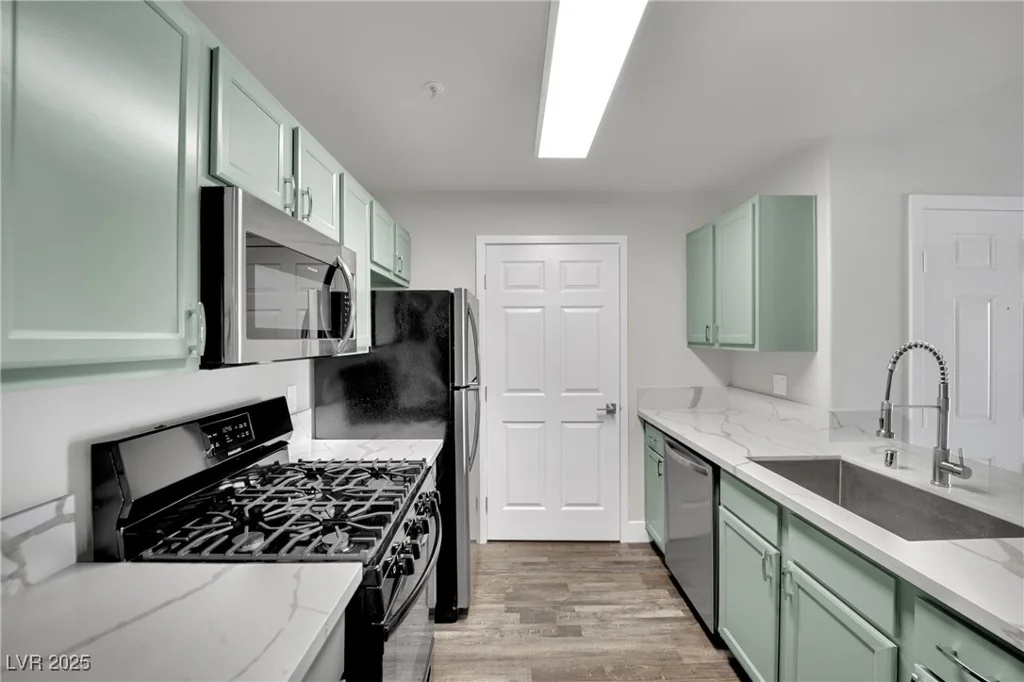 950 Seven Hills, Henderson, NV 89052