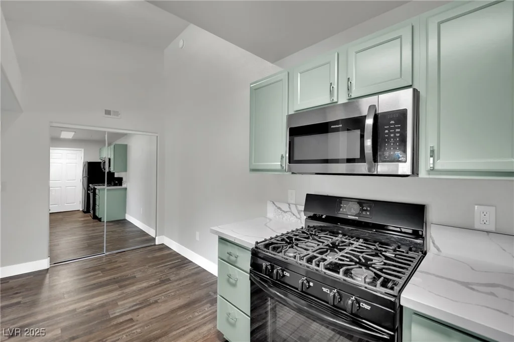 950 Seven Hills, Henderson, NV 89052