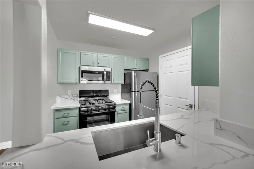 950 Seven Hills, Henderson, NV 89052