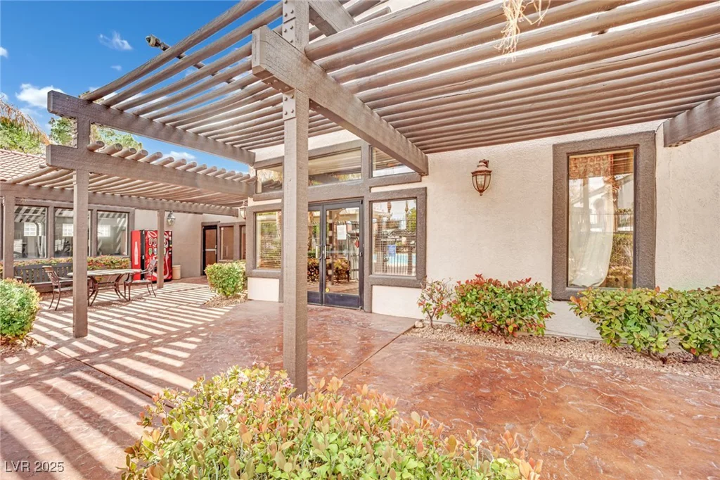 950 Seven Hills, Henderson, NV 89052