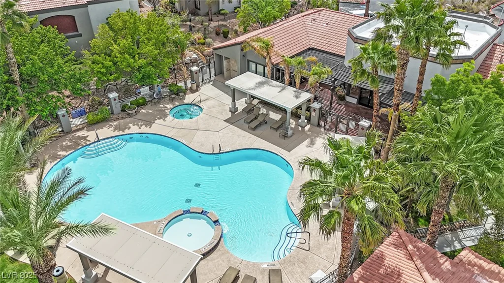 950 Seven Hills, Henderson, NV 89052
