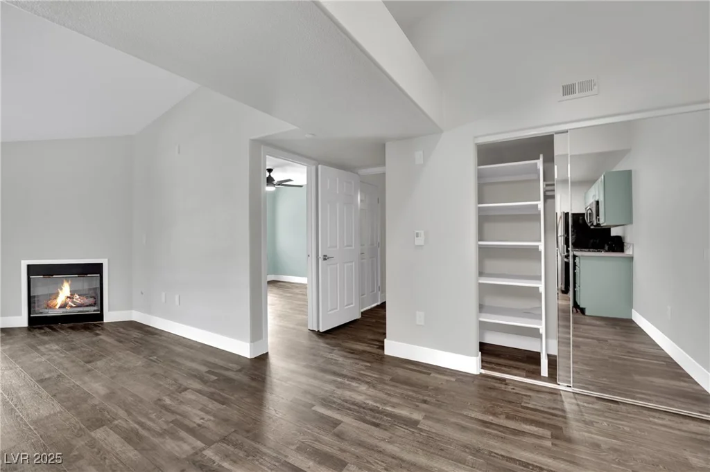 950 Seven Hills, Henderson, NV 89052