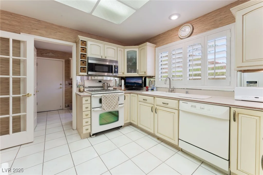 3109 Moongold, Las Vegas, NV 89134