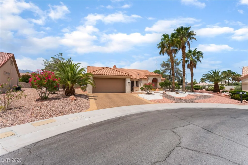 3109 Moongold, Las Vegas, NV 89134