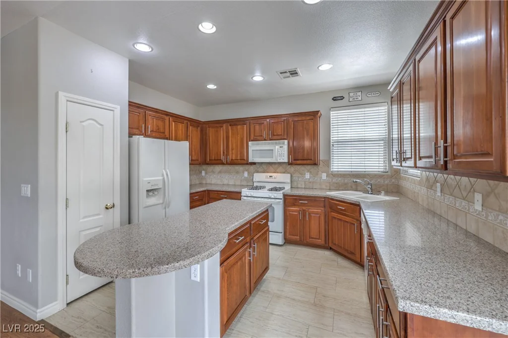 9005 Semillon, Las Vegas, NV 89148