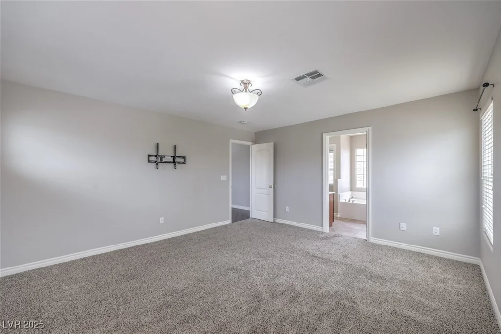 9005 Semillon, Las Vegas, NV 89148