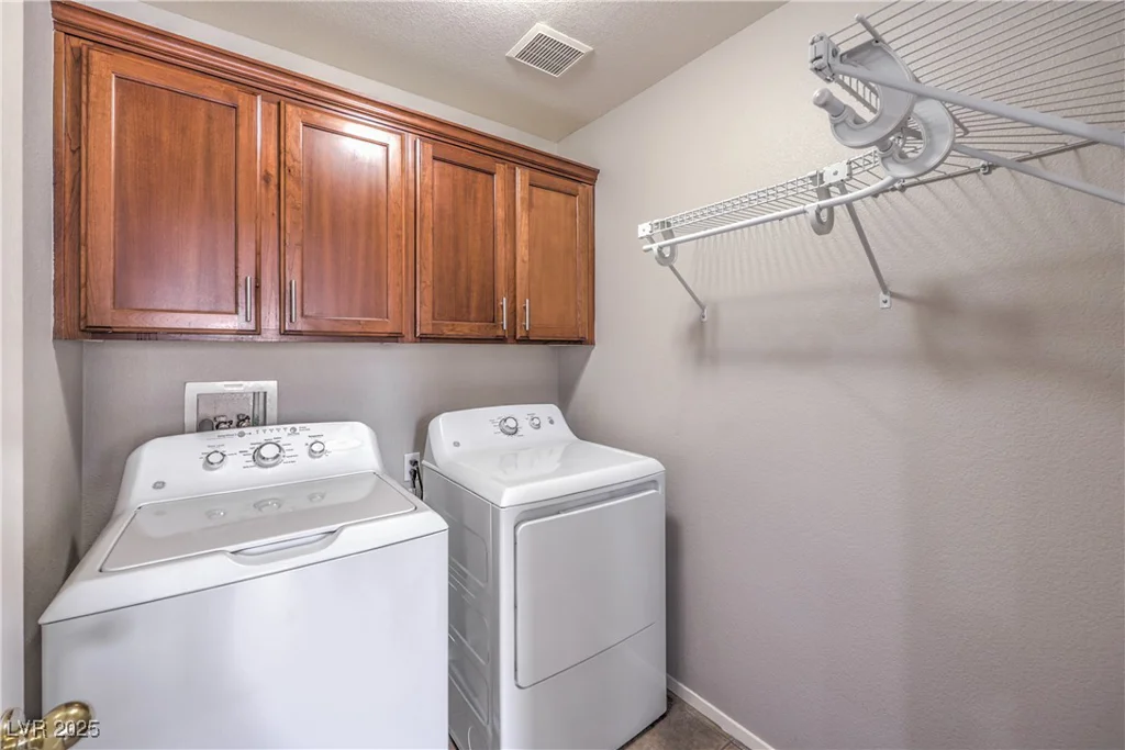 9005 Semillon, Las Vegas, NV 89148