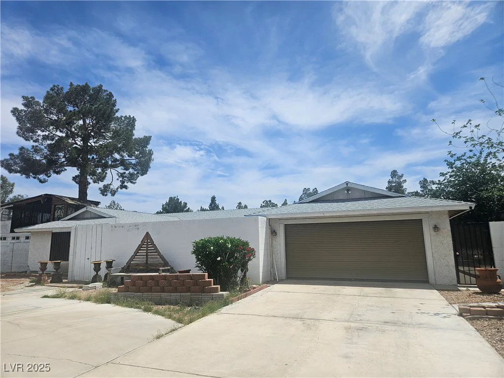 6215 Darby, Las Vegas, NV 89146