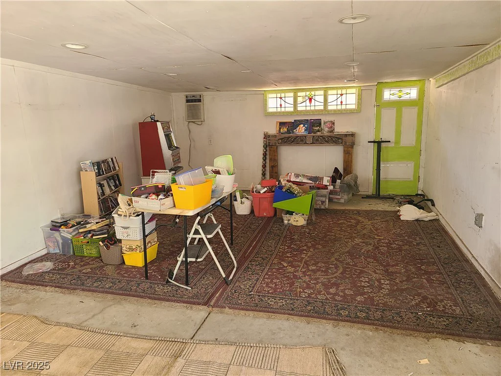 6215 Darby, Las Vegas, NV 89146