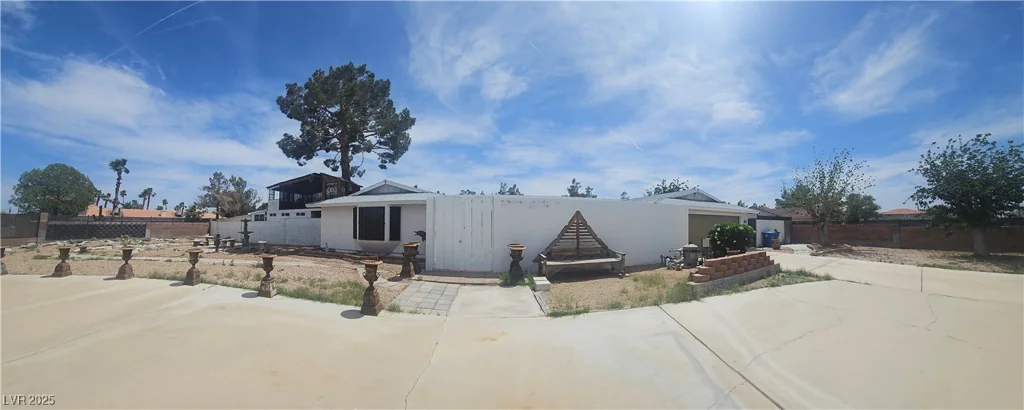 6215 Darby, Las Vegas, NV 89146