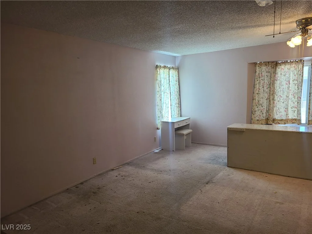 6215 Darby, Las Vegas, NV 89146
