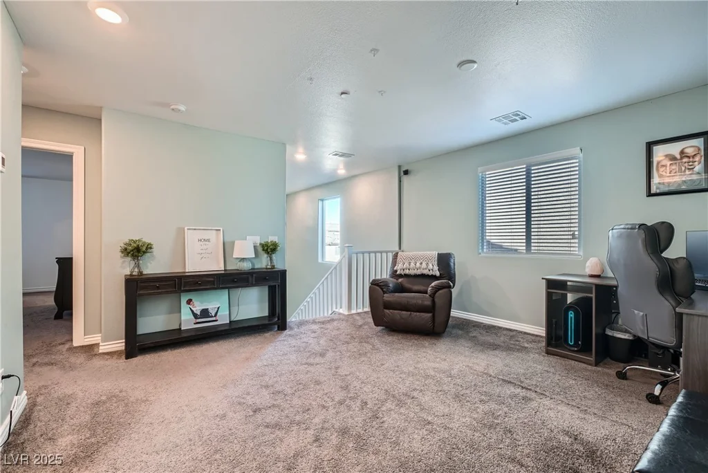 377 Yellow Finch, Henderson, NV 89012