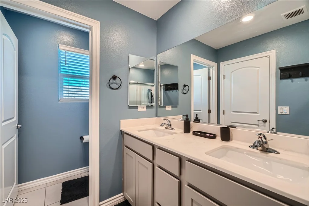 377 Yellow Finch, Henderson, NV 89012