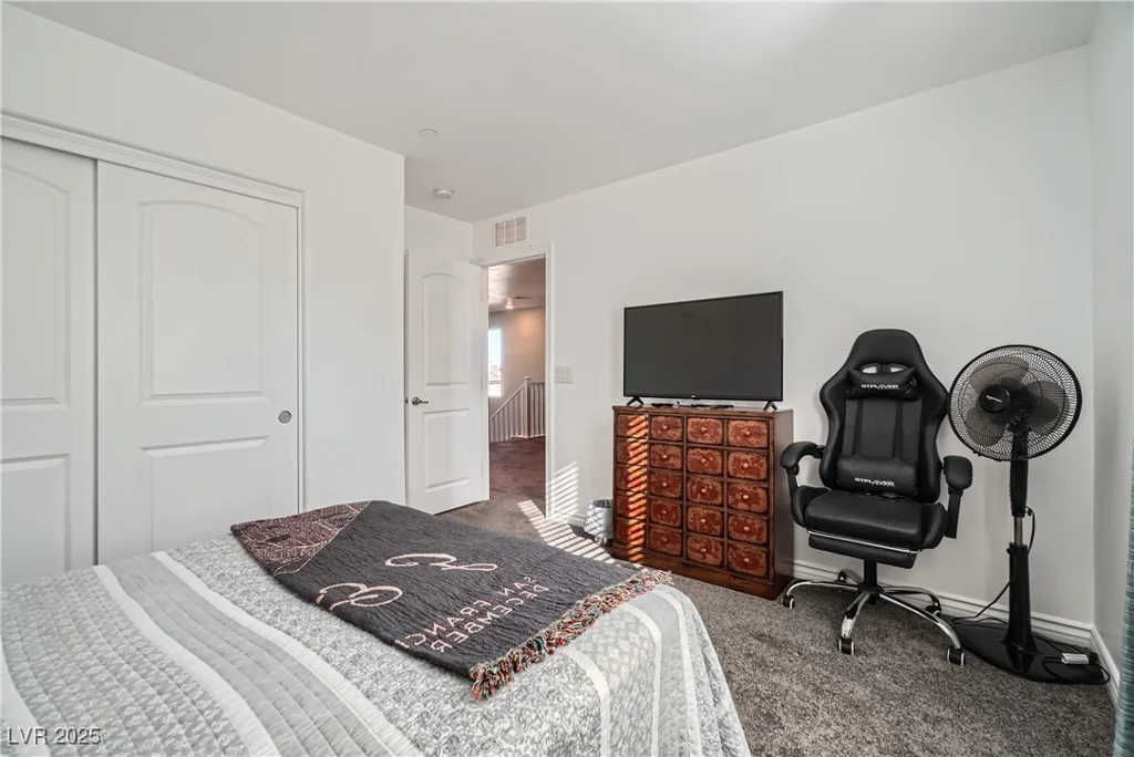 377 Yellow Finch, Henderson, NV 89012