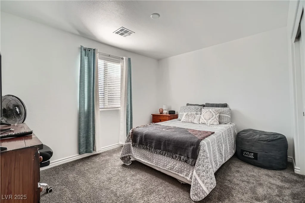 377 Yellow Finch, Henderson, NV 89012