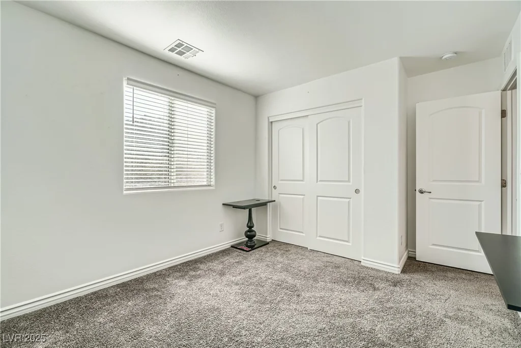 377 Yellow Finch, Henderson, NV 89012