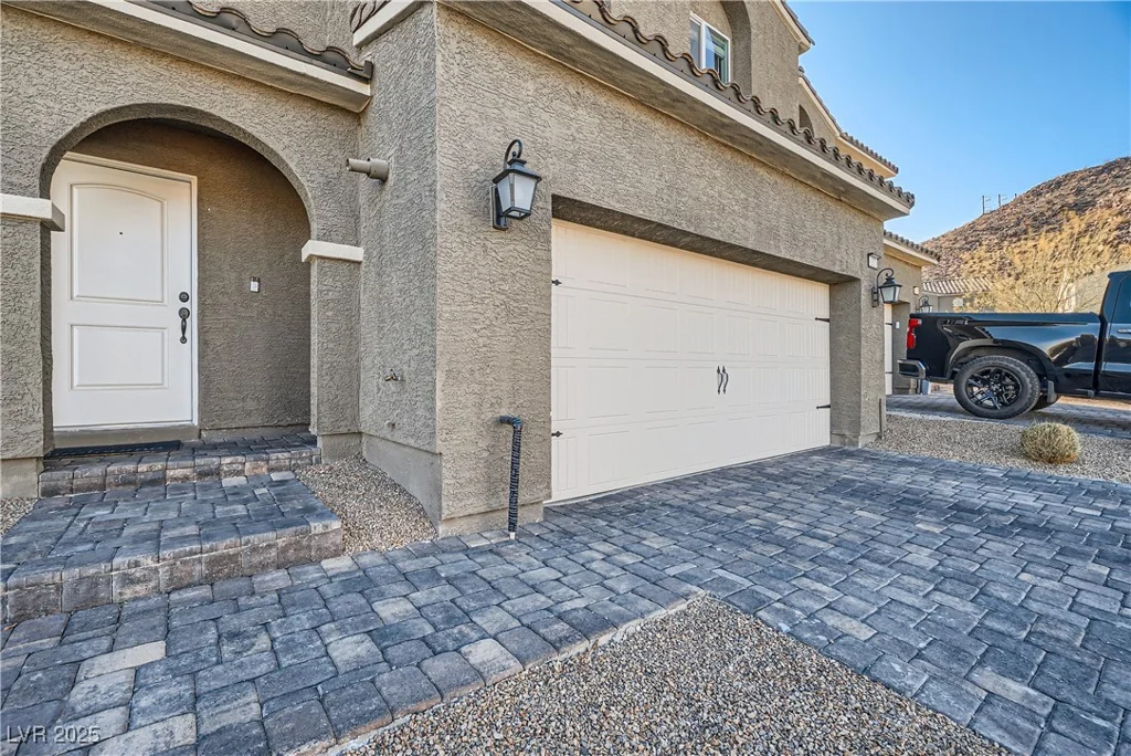 377 Yellow Finch, Henderson, NV 89012