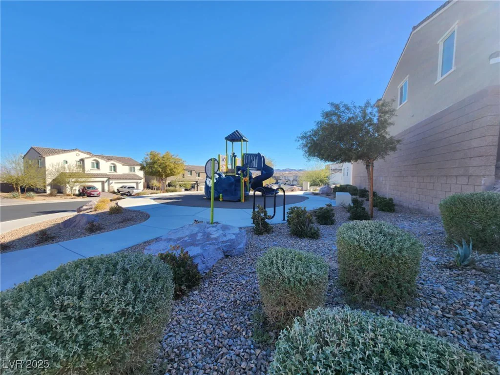 377 Yellow Finch, Henderson, NV 89012