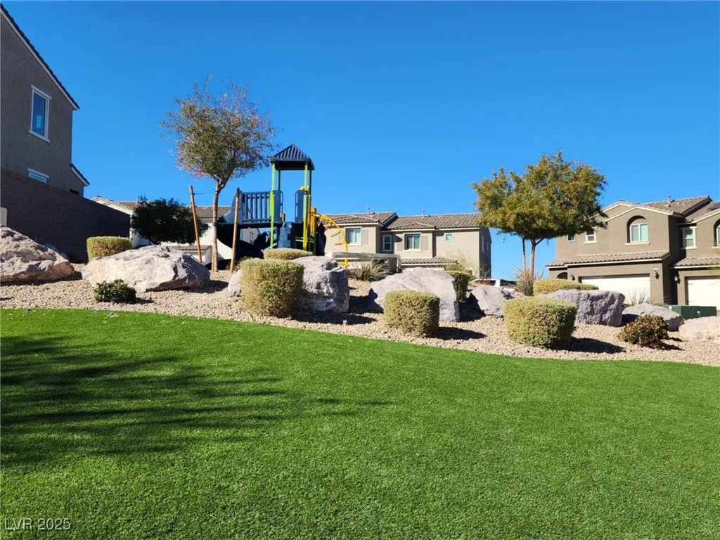 377 Yellow Finch, Henderson, NV 89012