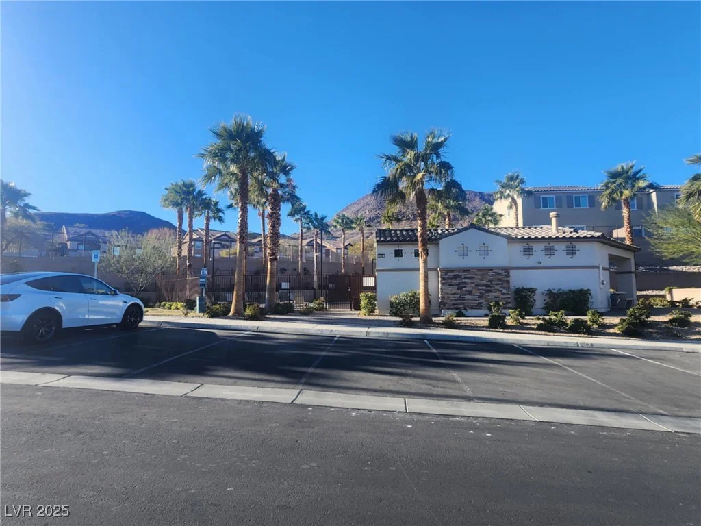 377 Yellow Finch, Henderson, NV 89012