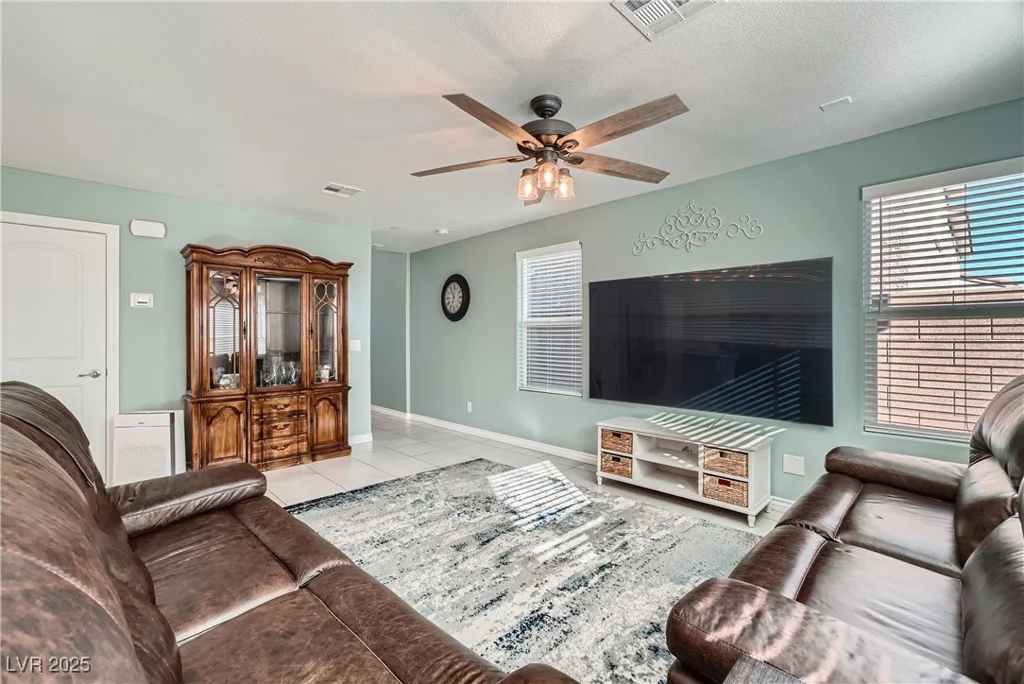 377 Yellow Finch, Henderson, NV 89012