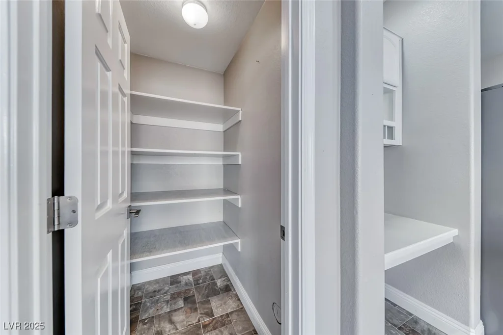 3425 Bedfordshire, Las Vegas, NV 89129