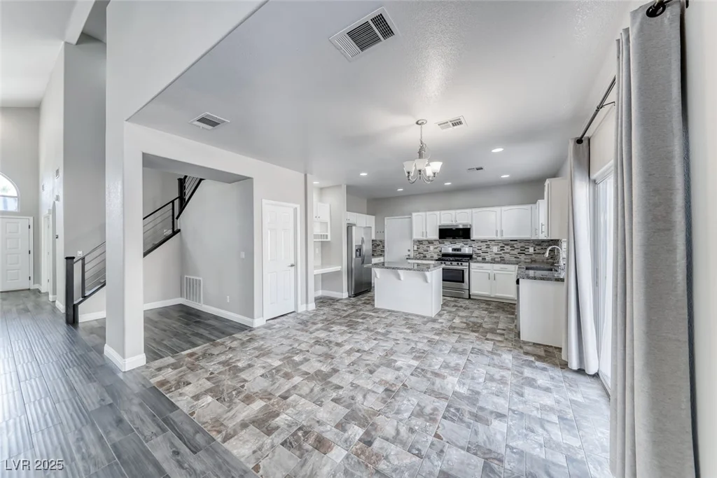 3425 Bedfordshire, Las Vegas, NV 89129