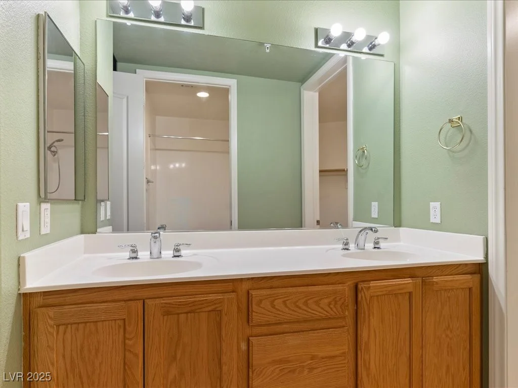 38 Serene, Las Vegas, NV 89123