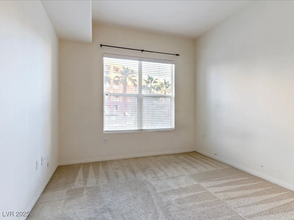 38 Serene, Las Vegas, NV 89123