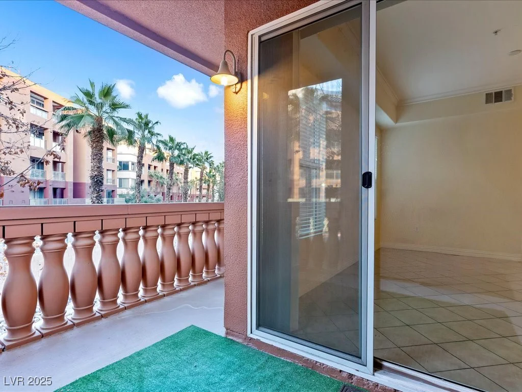 38 Serene, Las Vegas, NV 89123