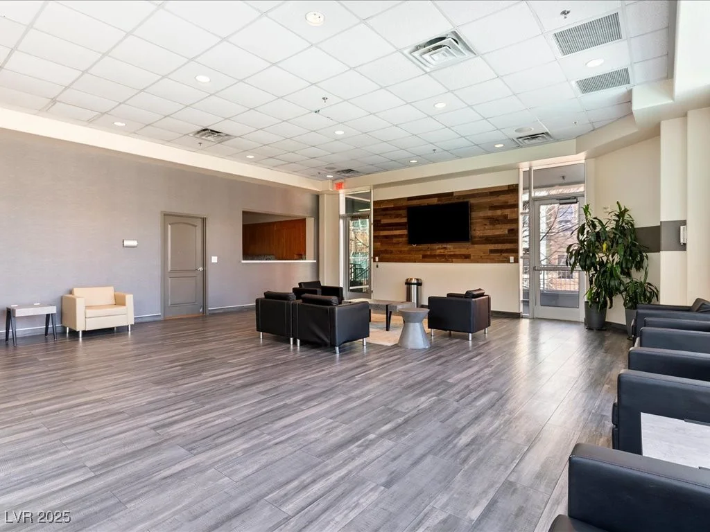 38 Serene, Las Vegas, NV 89123