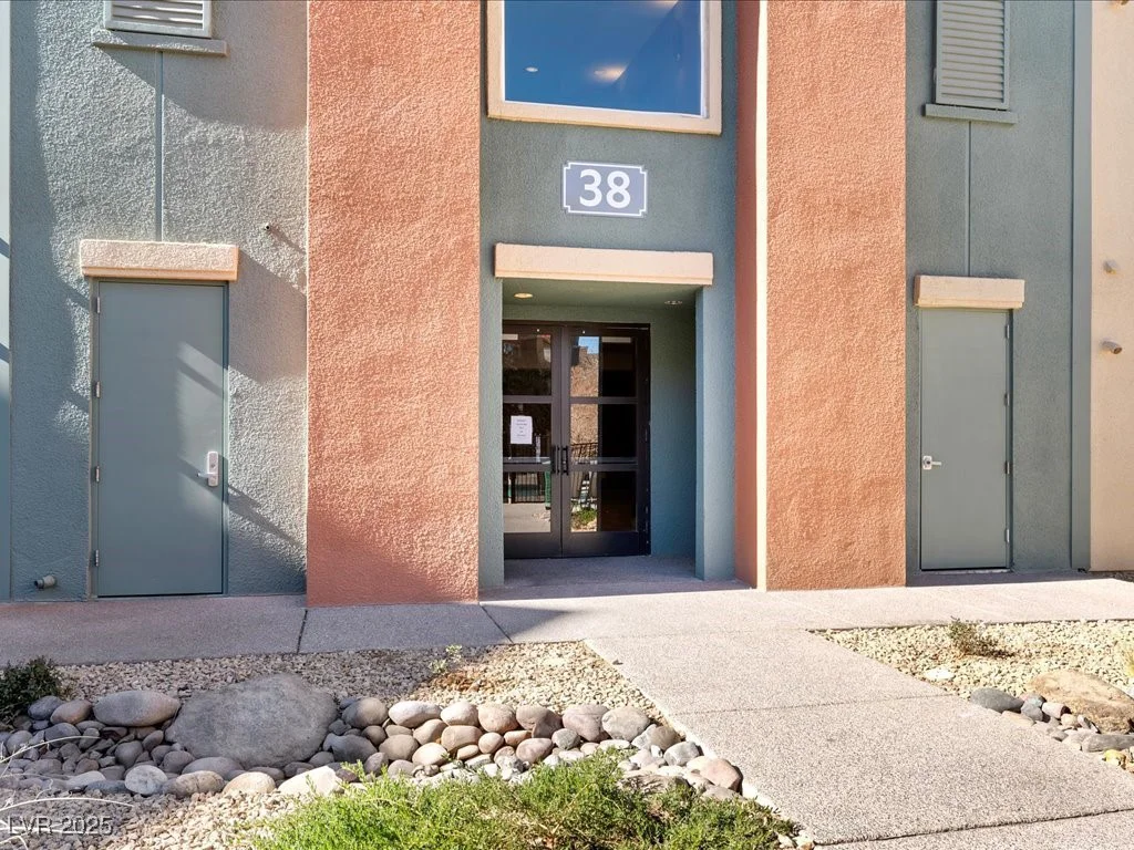38 Serene, Las Vegas, NV 89123
