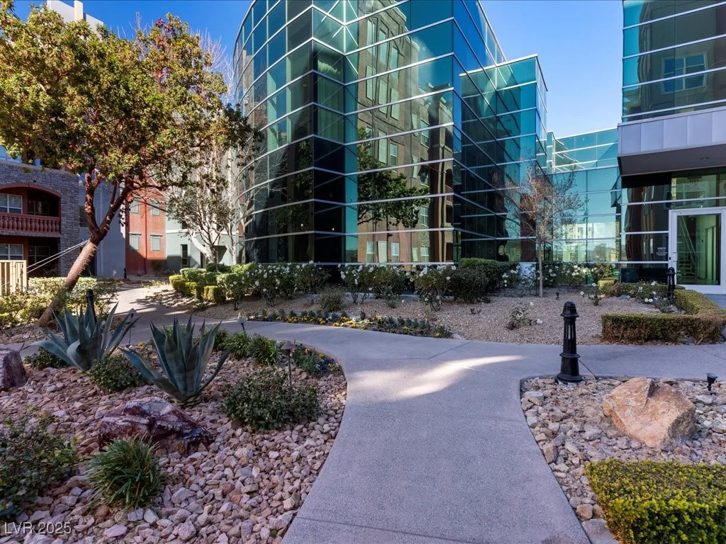 38 Serene, Las Vegas, NV 89123