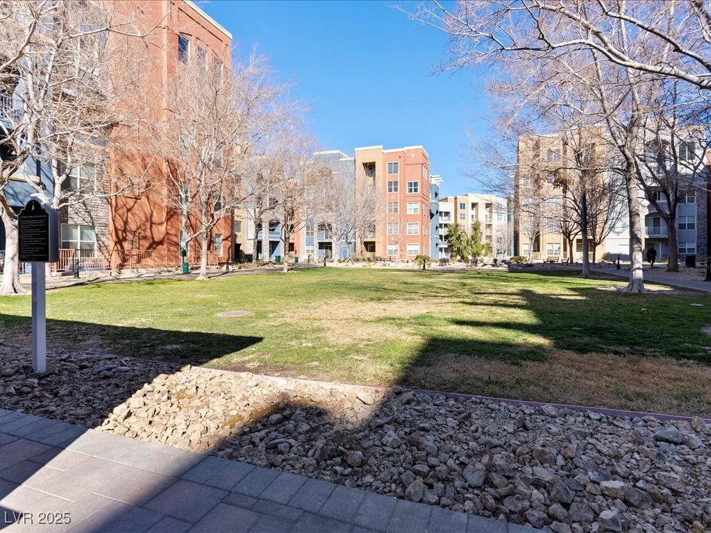 38 Serene, Las Vegas, NV 89123