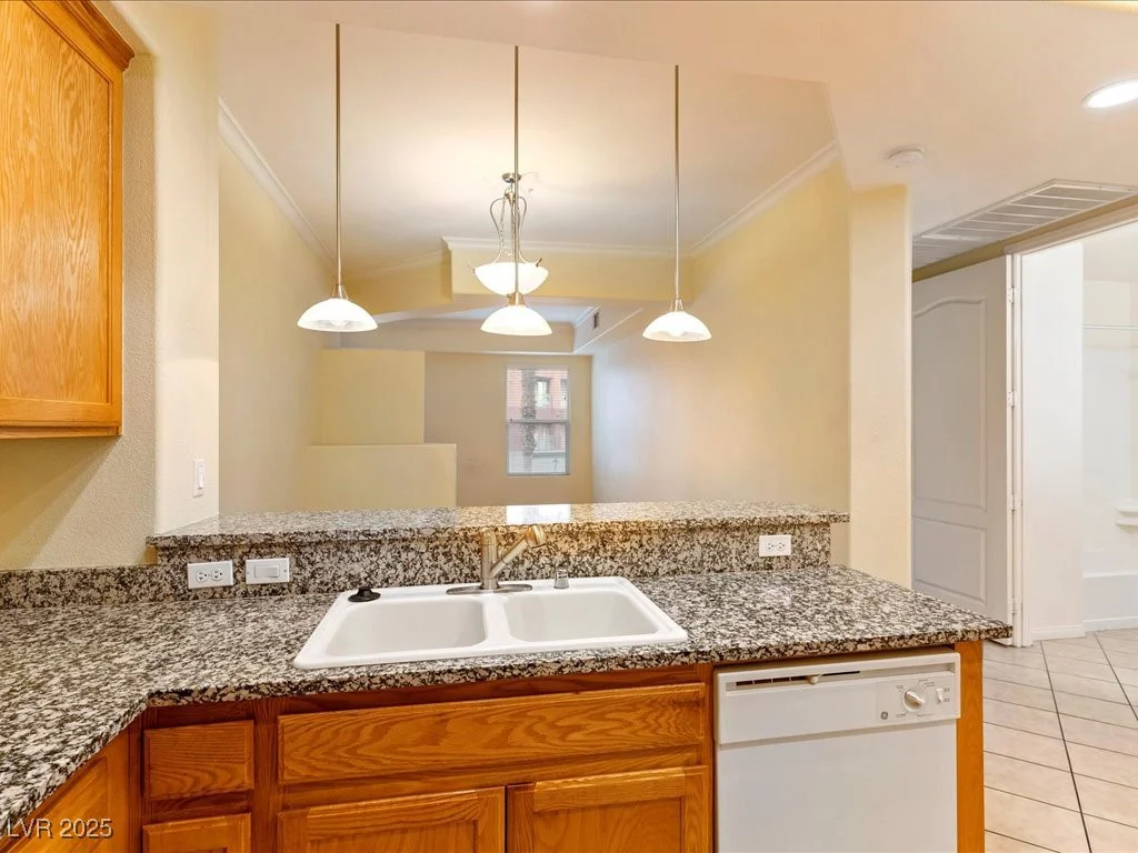 38 Serene, Las Vegas, NV 89123