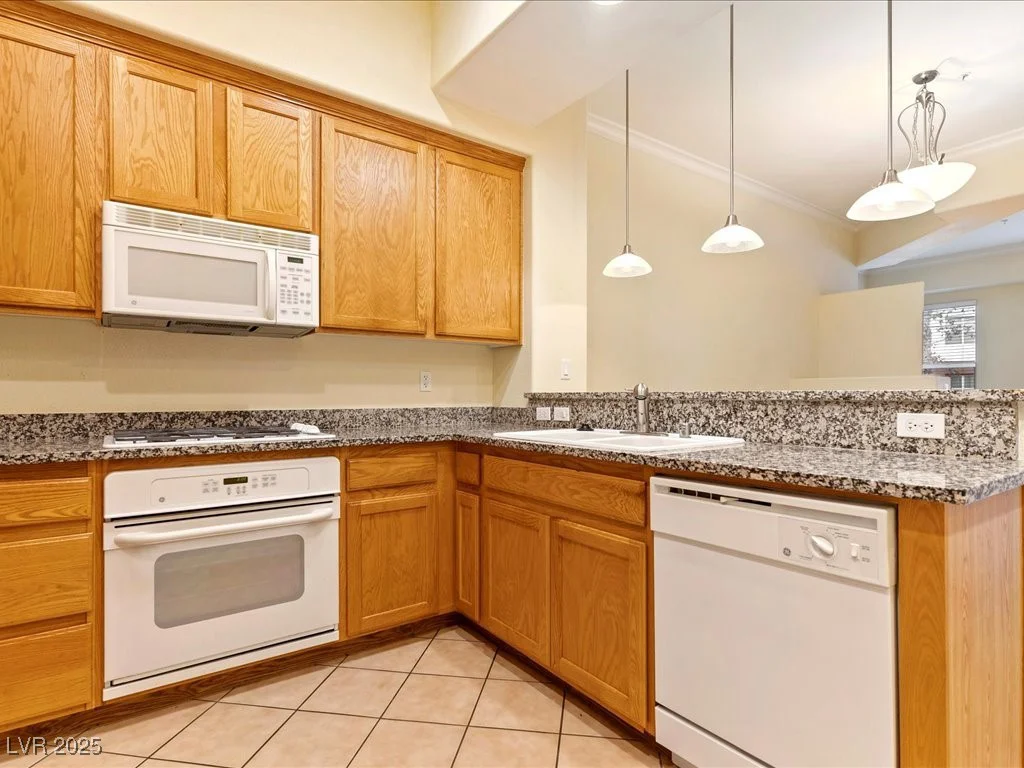 38 Serene, Las Vegas, NV 89123