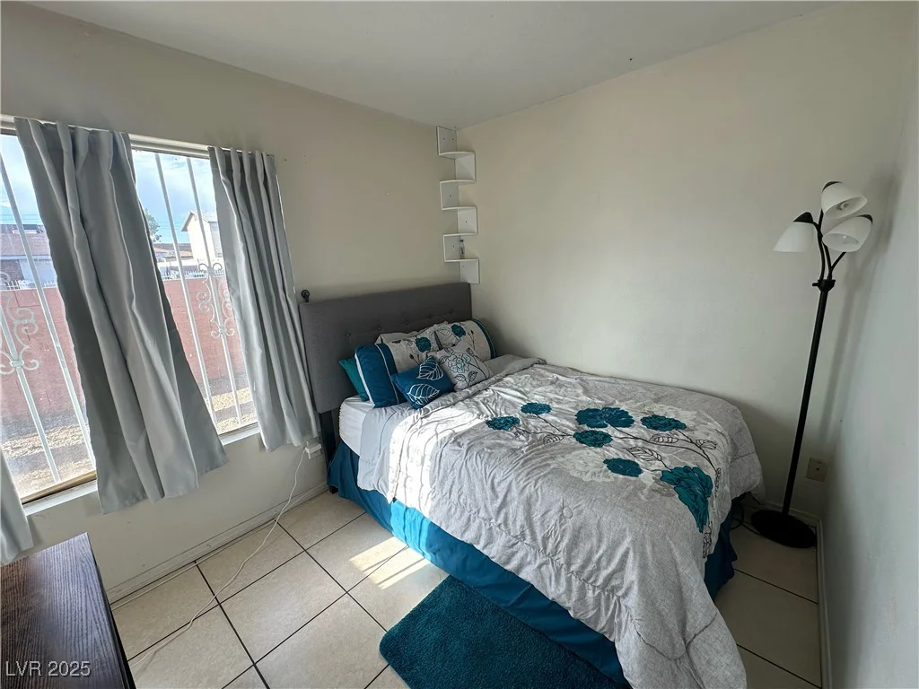3936 Rive Gauche, Las Vegas, NV 89115
