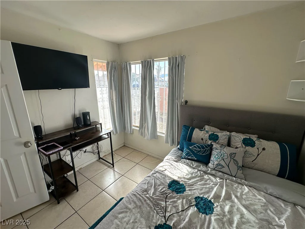 3936 Rive Gauche, Las Vegas, NV 89115