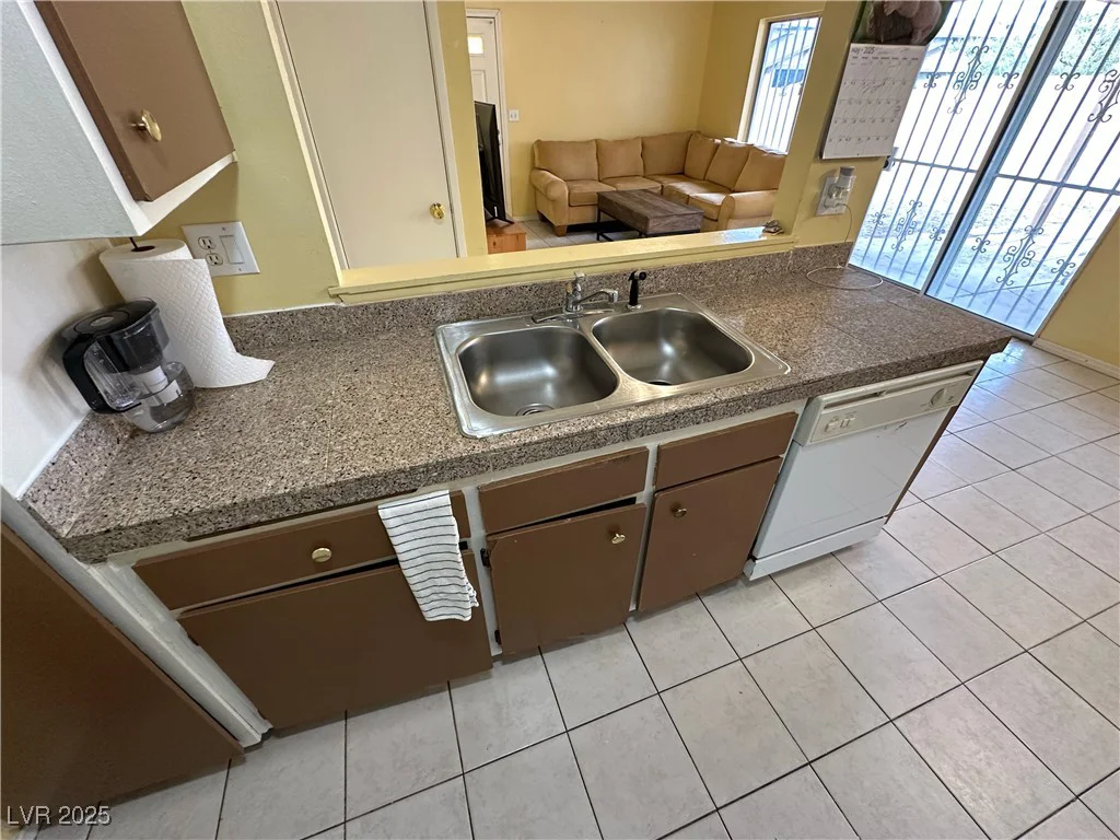 3936 Rive Gauche, Las Vegas, NV 89115